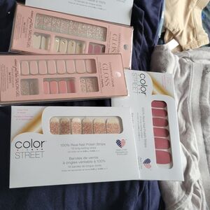 Color Street Press-On Nails - Glittering Gold and Soft Pink